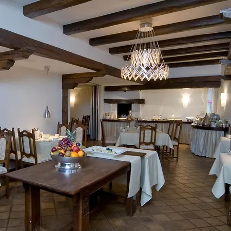 Domschenke Hotel