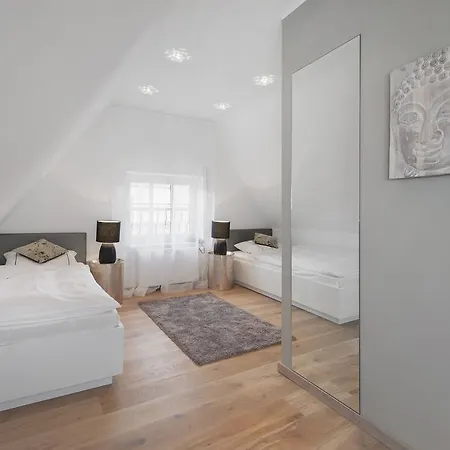 Hotel Domschenke 3*